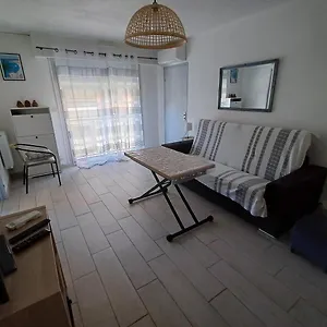 Apartamento F1 A 5 Minutes Des Plages Et De La Gare